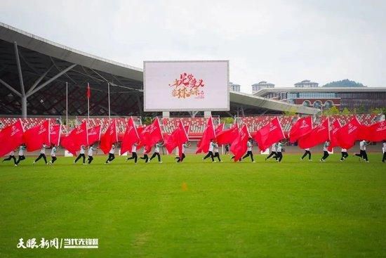 第44分钟，里克尔梅右侧突破送出精准传中，皮球弹地越过后卫，门前包抄的格列兹曼跟进倒地垫射入网，十人马竞1-0领先。